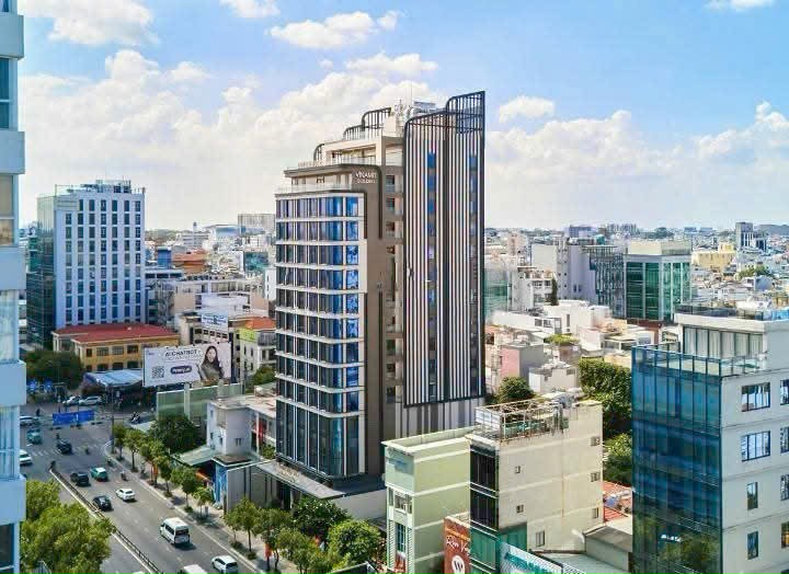 Bán Tòa Nhà Mặt Tiền Nguyễn Văn Trỗi, Phú Nhuận - Diện Tích Lớn, Giá Tốt!